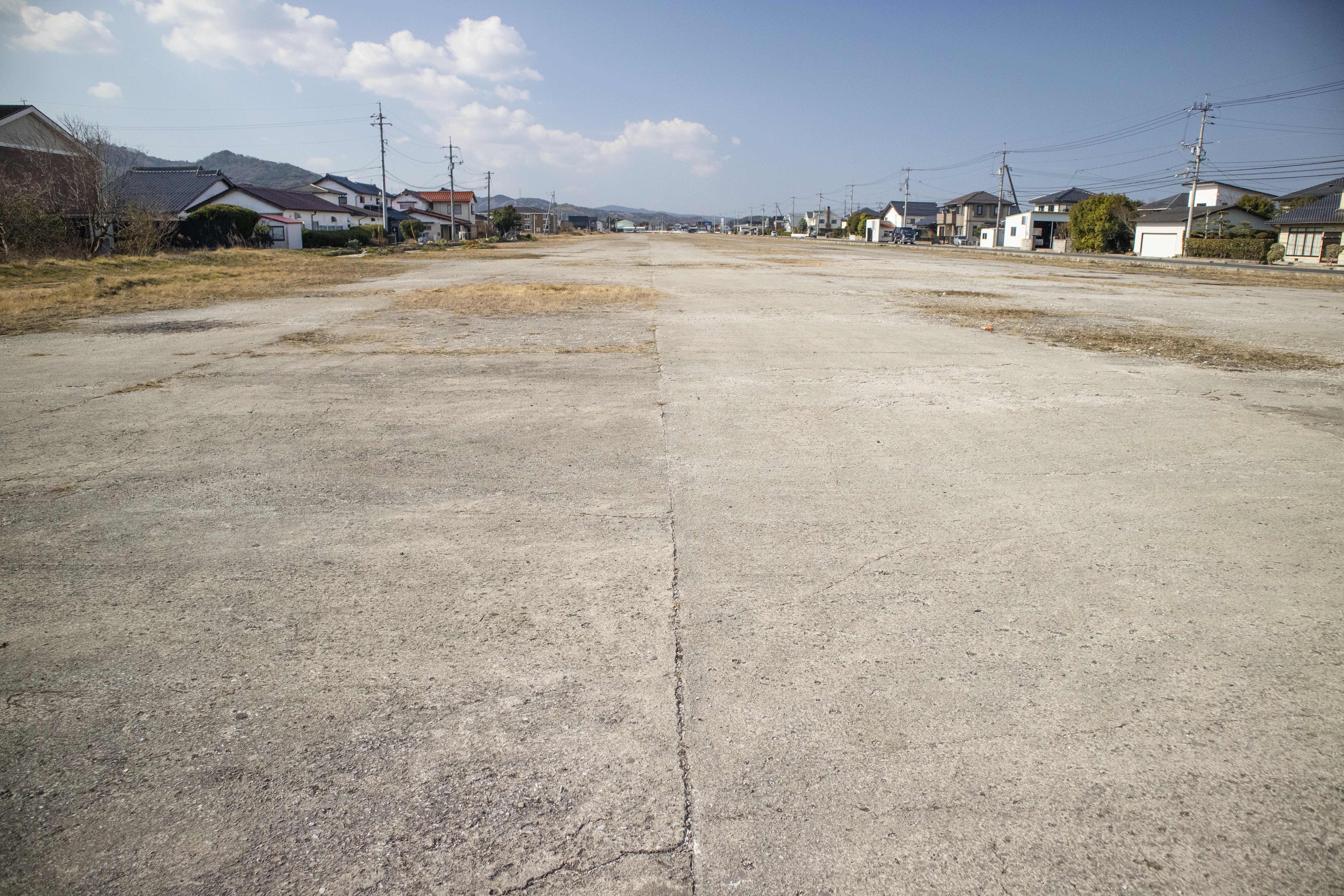 大社基地遺跡群主滑走路02