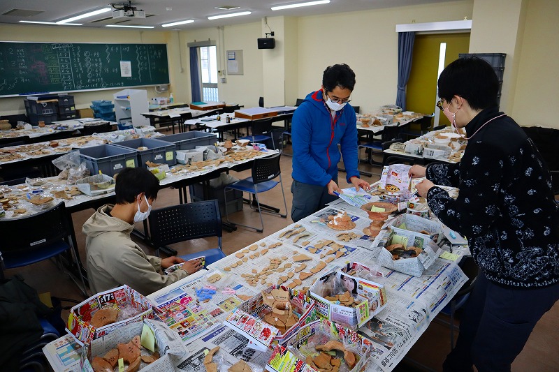 鍵尾遺跡出土土器整理作業 鍵尾遺跡出土土器整理作業